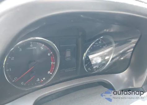 2017 Toyota Rav4 Se z USA, uszkodzony, nr VIN JTMJFREV1HJ707433